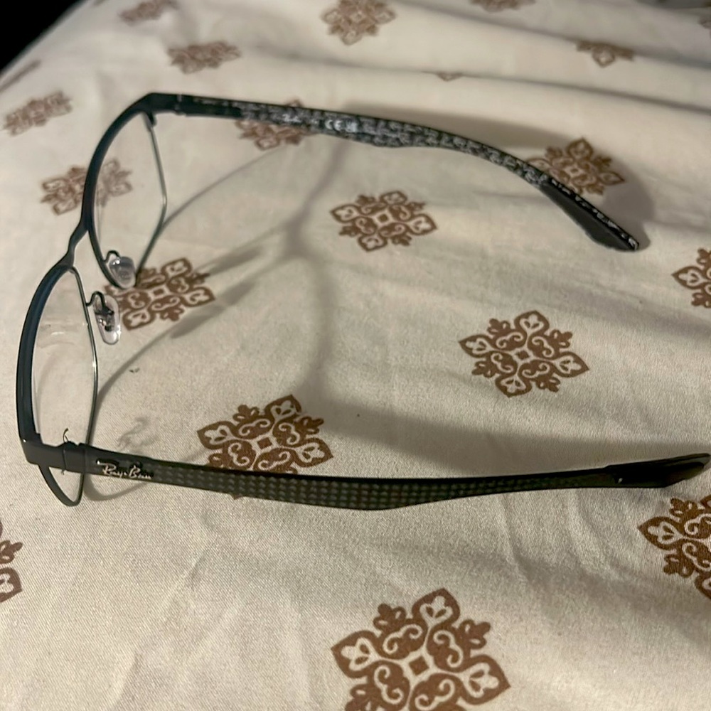 Rayban glasses with demo lenses. Model# RB8416.